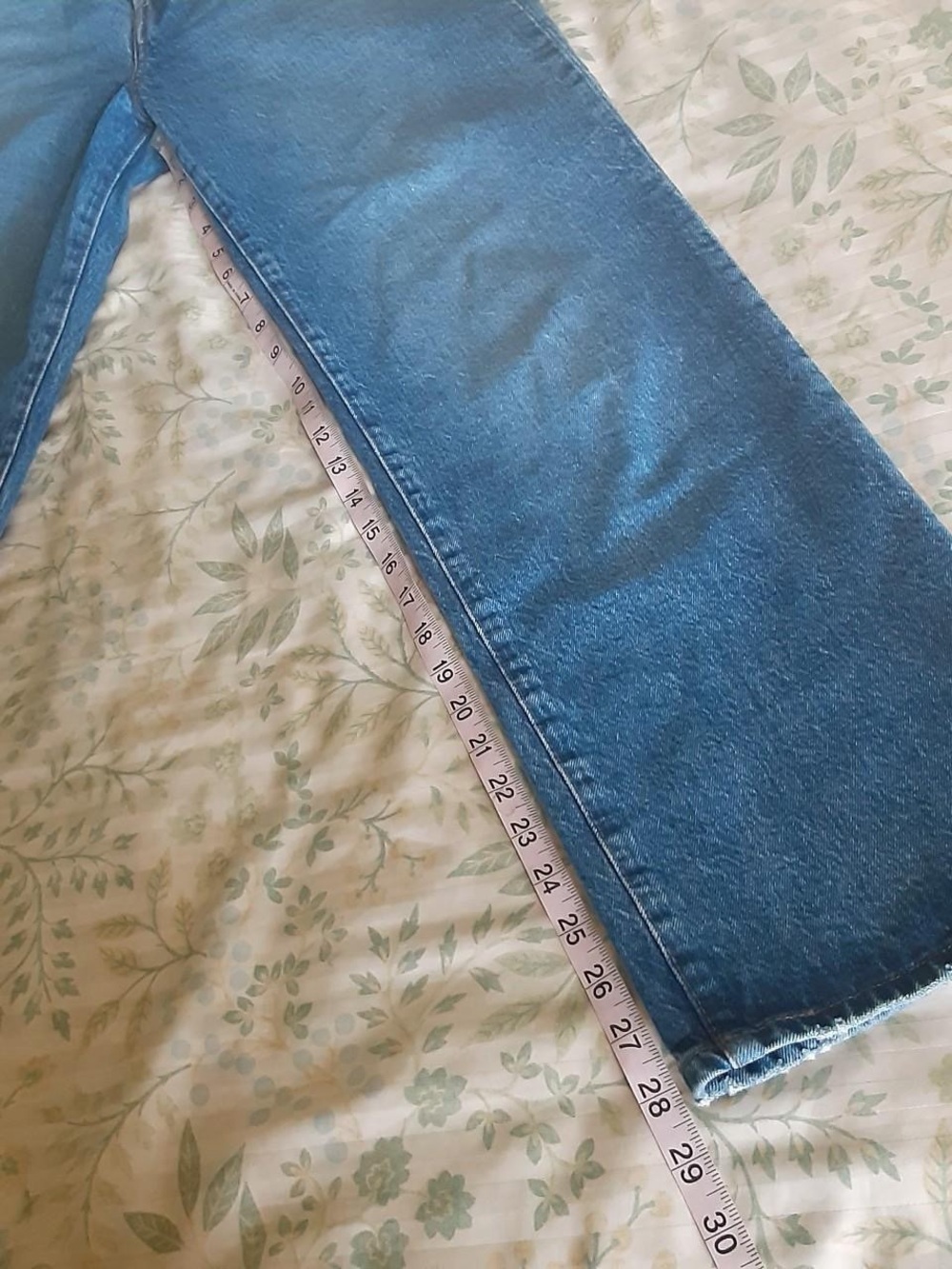 Levi’s Ribcage Jeans - Picture 6 of 7